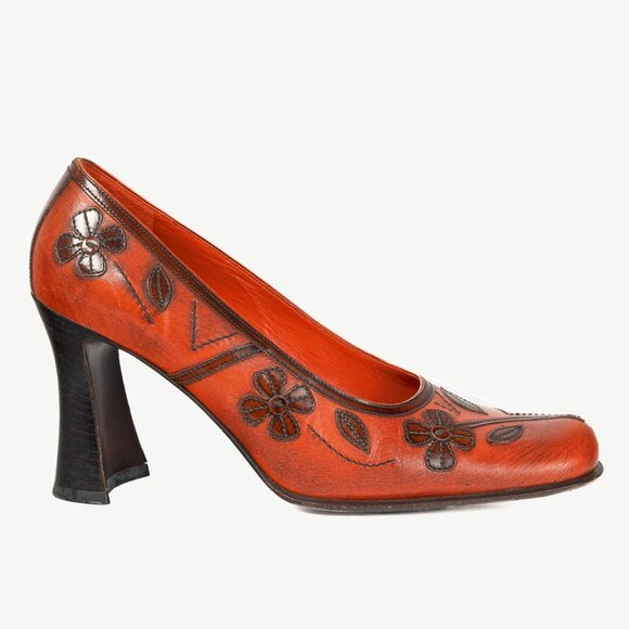 Prada AW/96 Orange Leather Floral-Applique Pumps - Picture 1 of 9